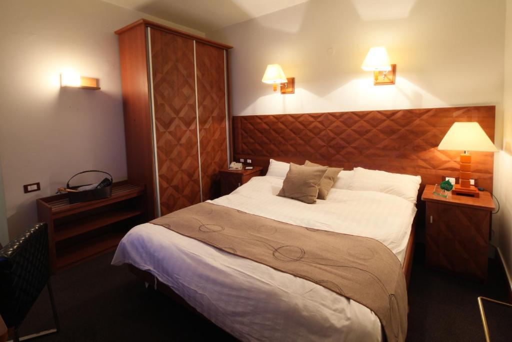 Plasma Hotel Tripoli Zimmer foto