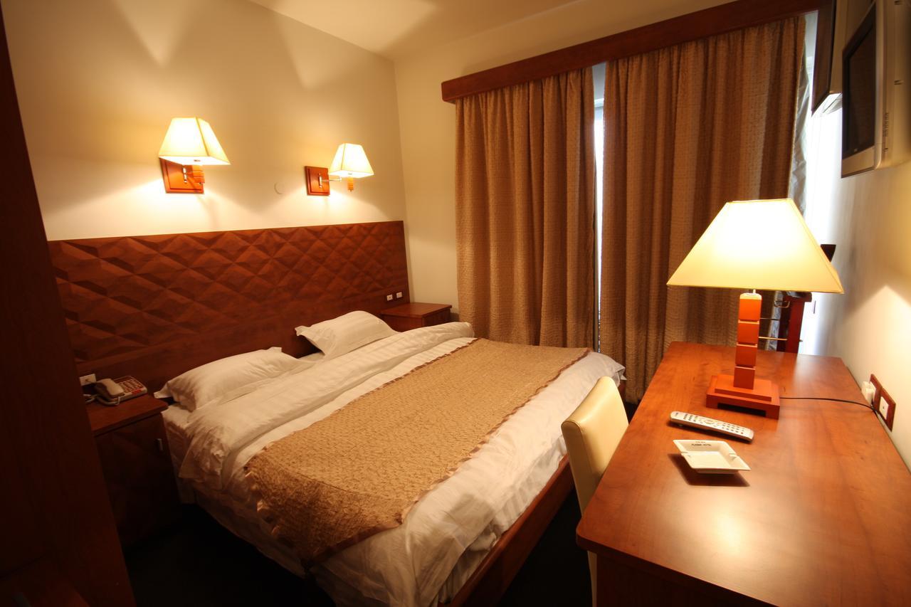 Plasma Hotel Tripoli Exterior foto